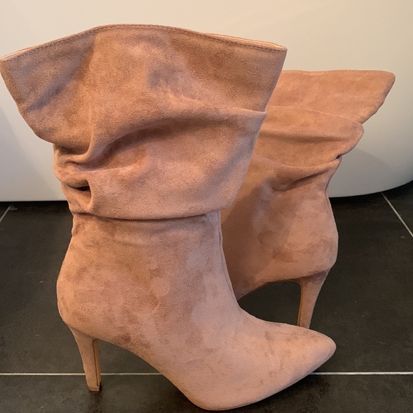 Fashion to Figure faux suede slouch boots - Picture 6 of 7